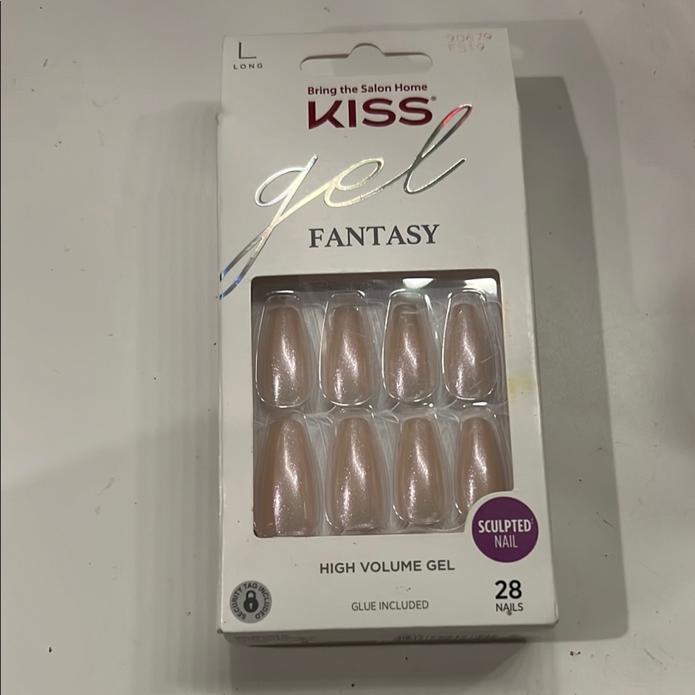 Kiss Gel Fantasy Sculpted Nails - Shimmering Pearl